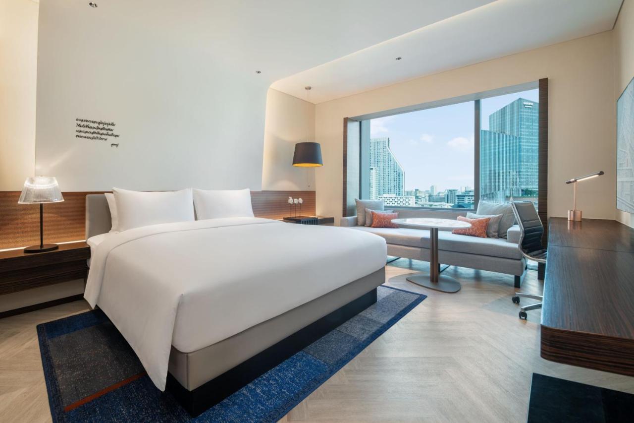 Executive Guest room 1 King High floor,1294257538:JPEG