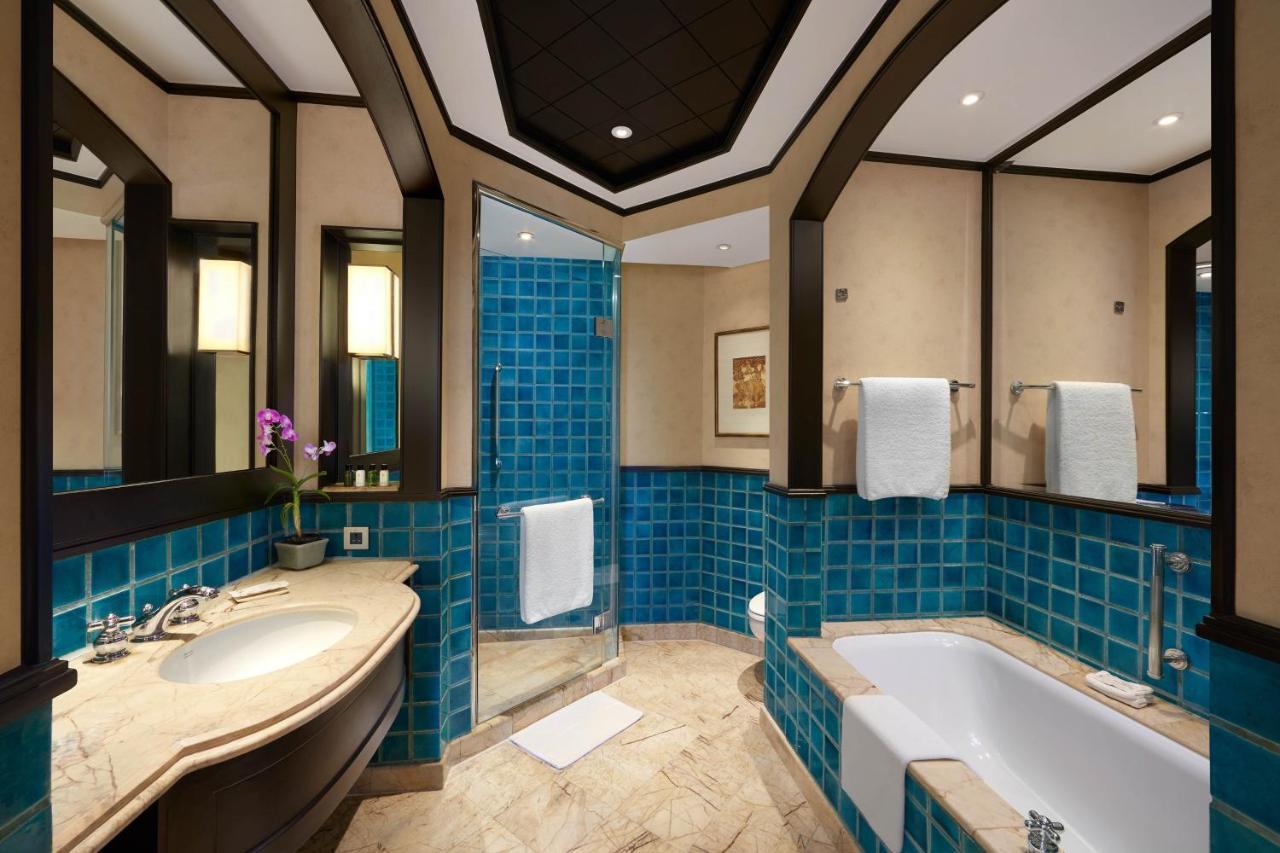 Grande King Room,1351952566:JPEG