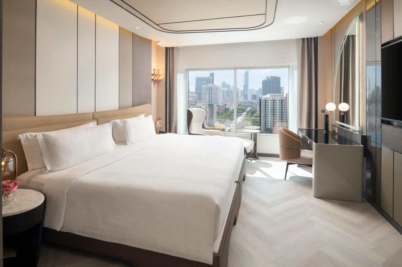 One Bedroom Premier Suite King