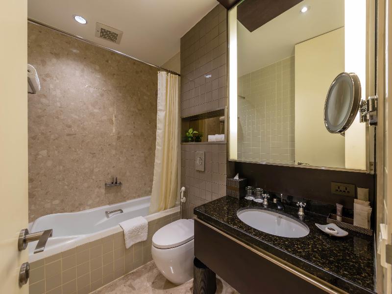 One Bedroom Deluxe Suite