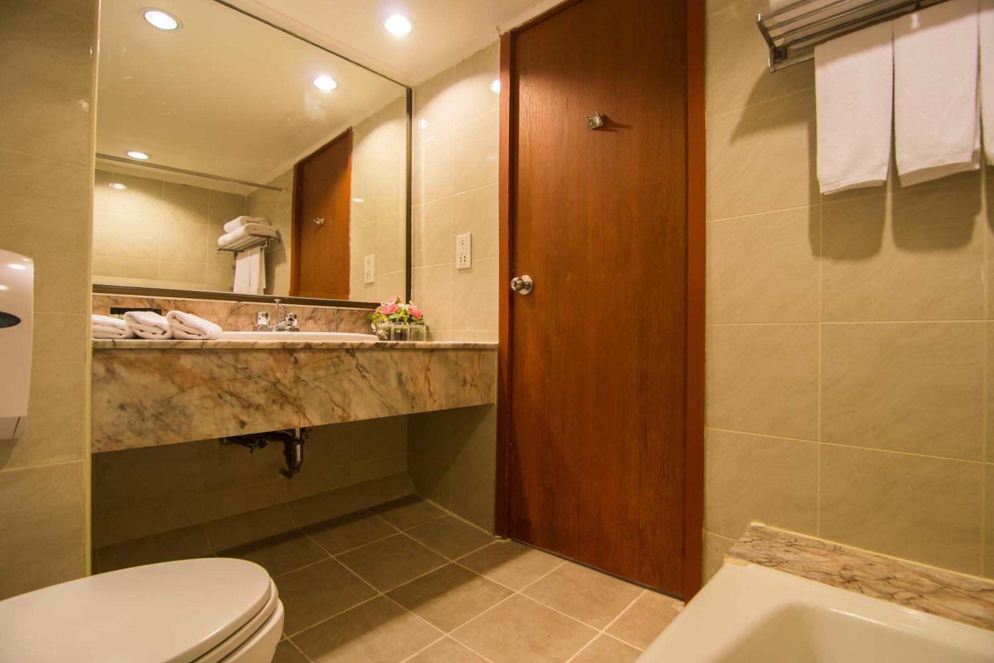 Premium Quadruple Room