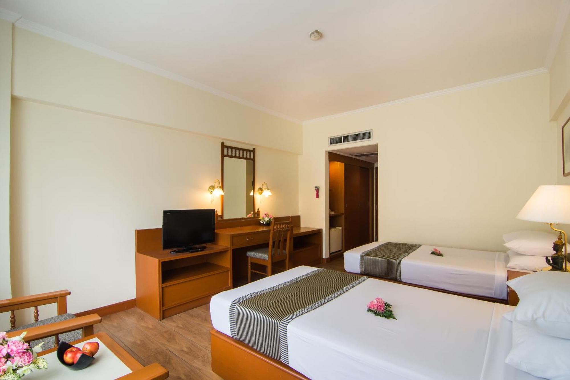 Premium Quadruple Room