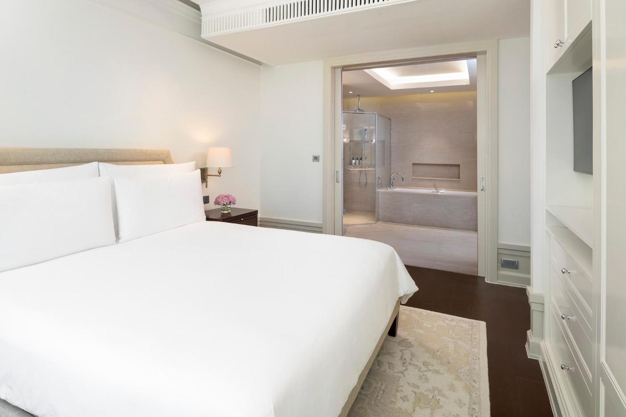 One Bedroom Corner Prestige
