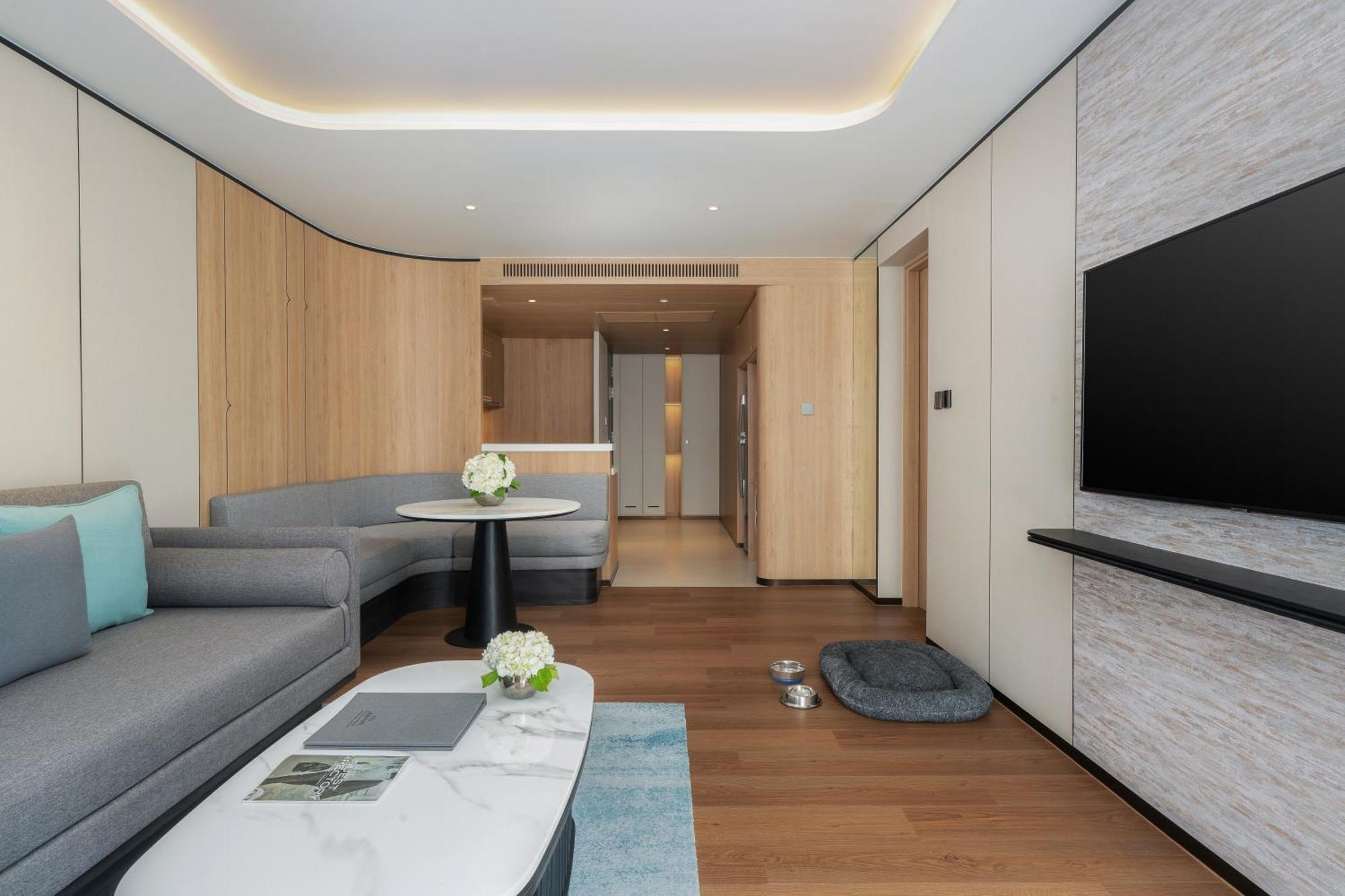 One-Bedroom King Suite with City View