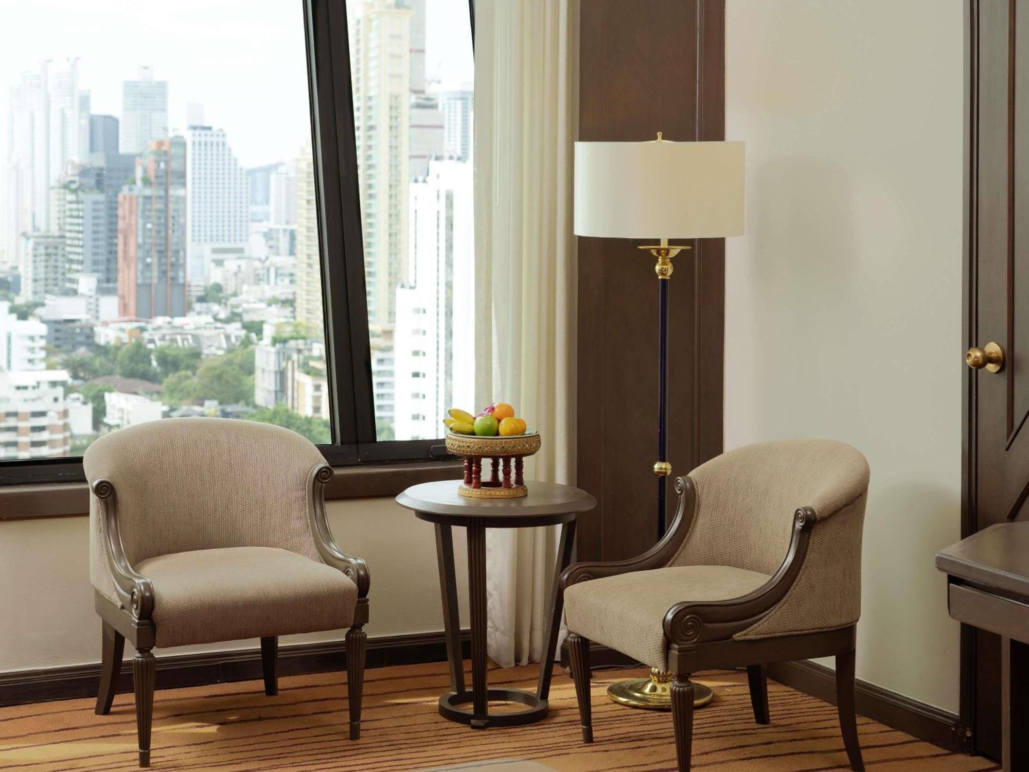 Executive Room 2 Twin Beds Executive Lounge Access on Food Soft Beverage