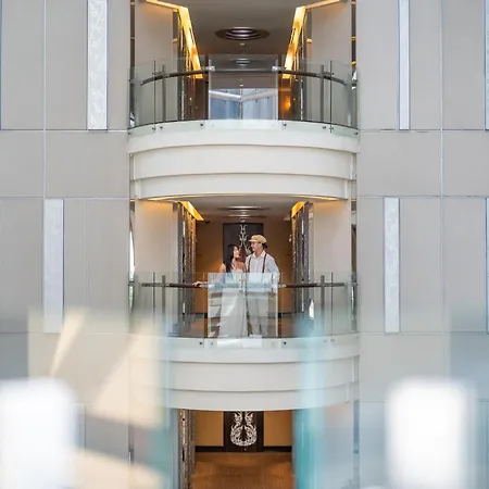 Hilton Bangkok Grande Asoke-3