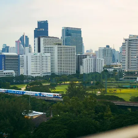 Dusit Suites Hotel Ratchadamri, Bangkok-2