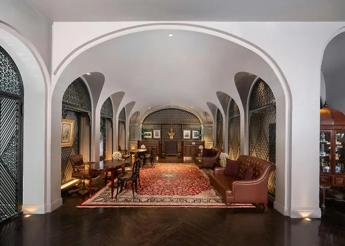 Hotel Muse Bangkok, Autograph Collection By Marriott