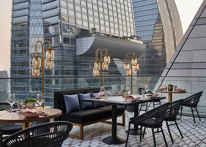 Rosewood Bangkok Hotel